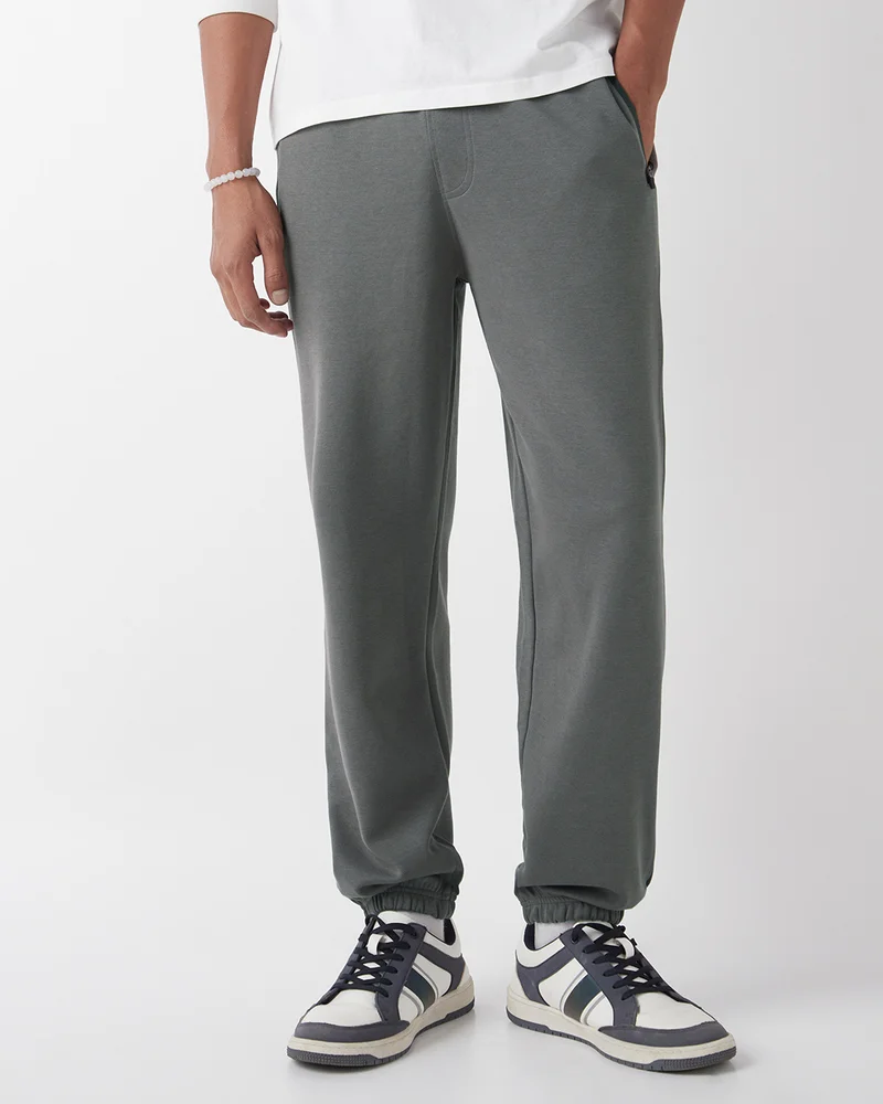 بيواكوف Men's Charcoal Grey Oversized Warm Joggers